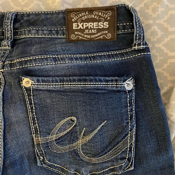EXPRESS-Jeans Size 4 Short - Picture 5 of 7